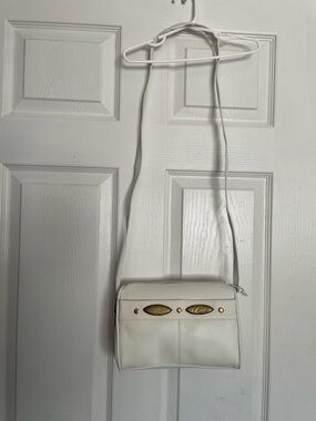 Vintage Rafy White Leather Crossbody Shoulder Bag with Gold Accents